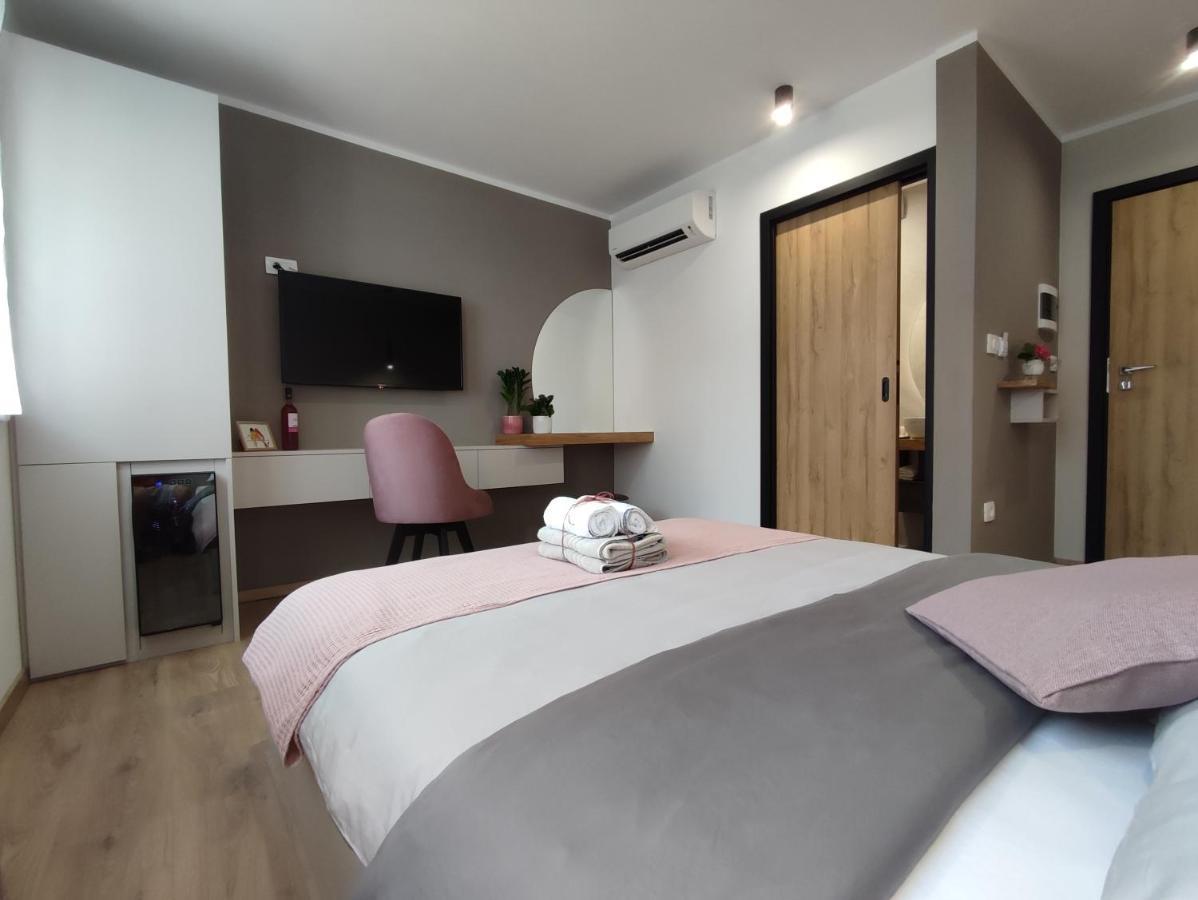 Boutique Rooms By Petric Winery Dobravlje Exteriér fotografie
