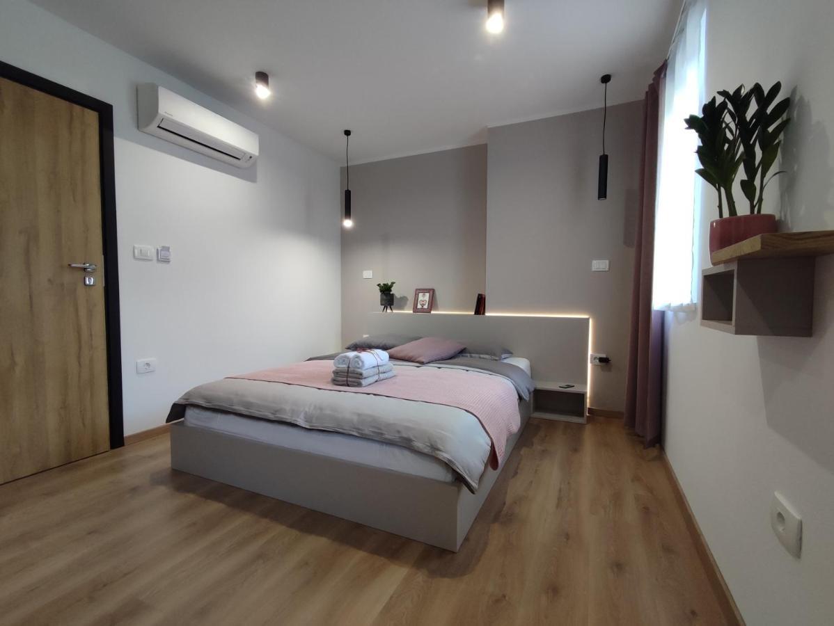 Boutique Rooms By Petric Winery Dobravlje Exteriér fotografie
